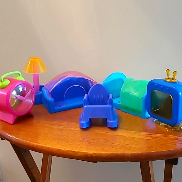 Small Animal Furniture - Picture 1 of 7